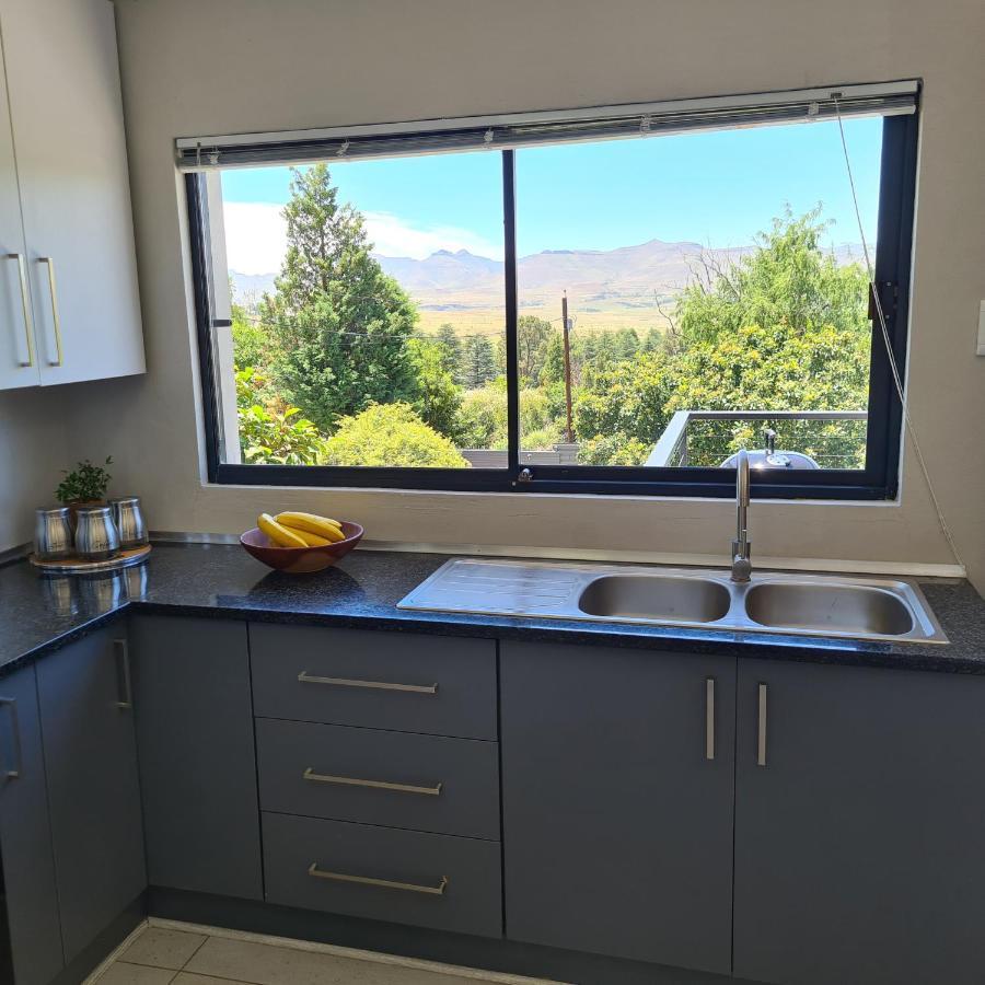 Clarens Escape Apartamento Exterior foto